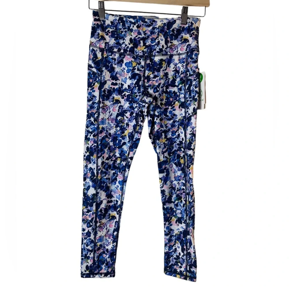 Gaiam purple capri leggings with‎ pockets XS